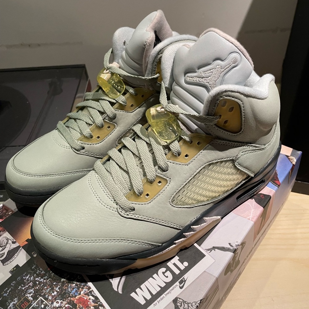 AJ Jade retro 5s